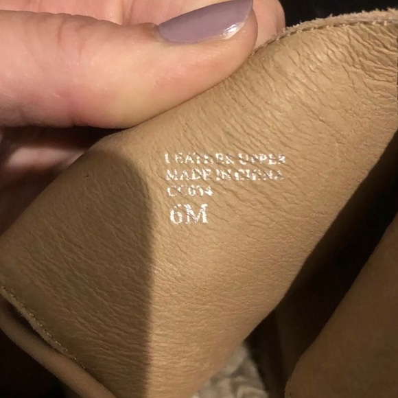 Betty's Women Tan Wedges US 6 - Picture 6 of 8